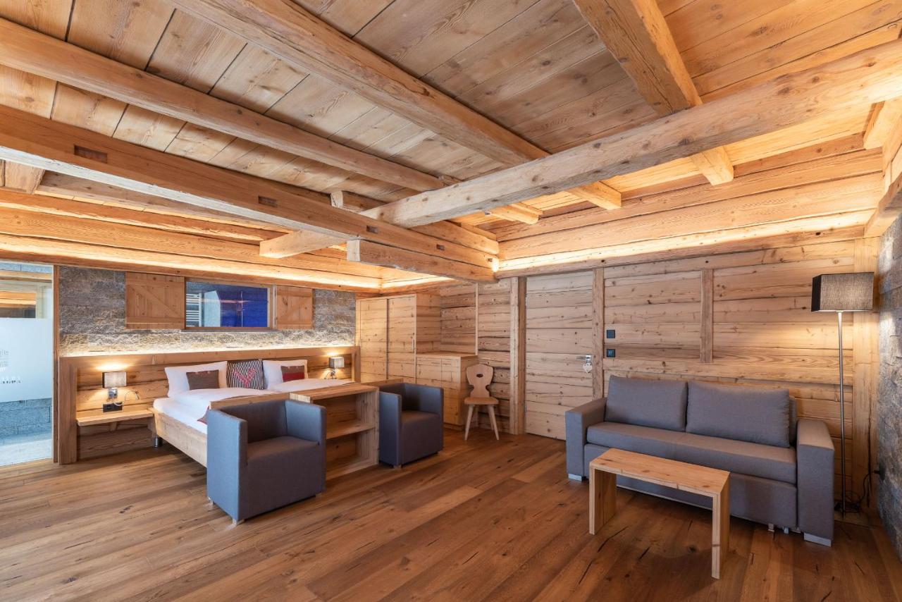 Hotel Crusch Alba Swiss Lodge Zernez Buitenkant foto