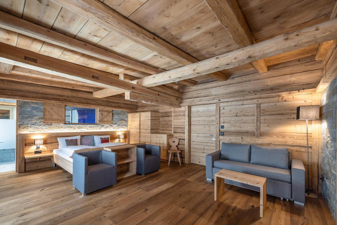 Hotel Crusch Alba Swiss Lodge Zernez Buitenkant foto