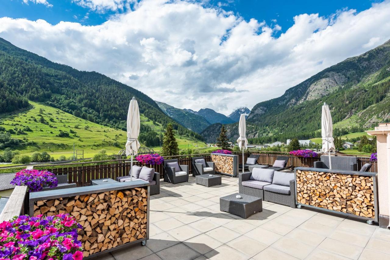 Hotel Crusch Alba Swiss Lodge Zernez Buitenkant foto