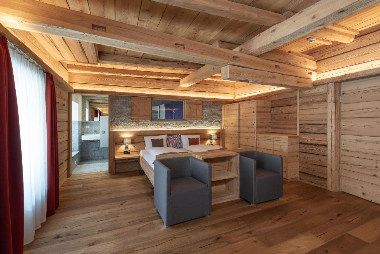 Hotel Crusch Alba Swiss Lodge Zernez Buitenkant foto