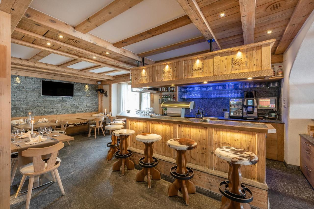Hotel Crusch Alba Swiss Lodge Zernez Buitenkant foto